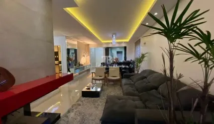Apartamento amplo com 3 quartos e 2 vagas - Próximo ao Lang Hotel