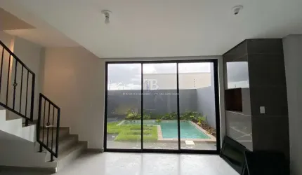 Sobrado Quadriplex Luxuoso: 3 Quartos, Piscina, Terraço Panorâmico