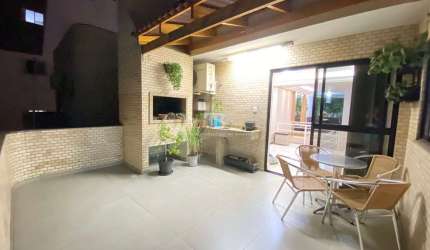 Apartamento semimobiliado - Maria Goretti - 211,82 m² privativos