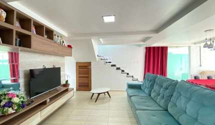 Casa de 3 Dormitórios com suíte master: Hidromassagem e closet