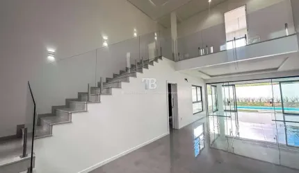 Casa nova com piscina e 3 suítes à venda no Jardim Europa, Chapecó