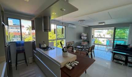 Apartamento em Jurerê com 3 dormitórios