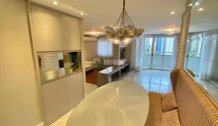 Apartamento impecável próximo ao Curitibano e Praça do Japão