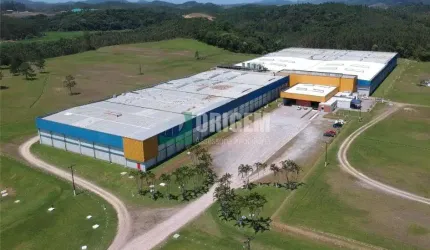 Galpão impecável em Bateas  -  Brusque, próximo ao Porto de Itajaí.