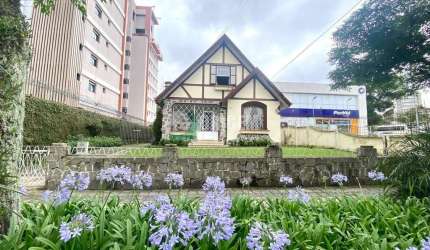 Casa/Terreno Comercial no Alto da Glória  -  Curitiba