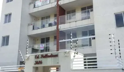 Apartamento próximo ao Shopping Palladium com sacada.