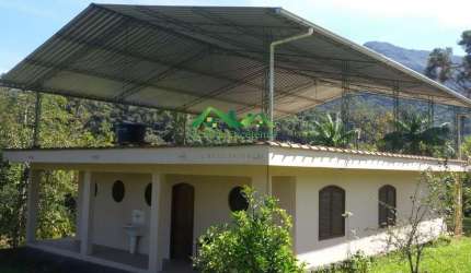 Sítio para Venda em Nova Friburgo, Lumiar, 3 dormitórios, 2 banheiros