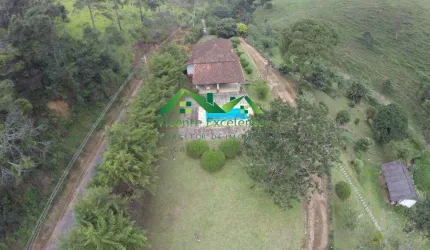 Sítio para Venda em Nova Friburgo, Zona Rural, 3 dormitórios, 3 suítes, 4 banheiros, 2 vagas