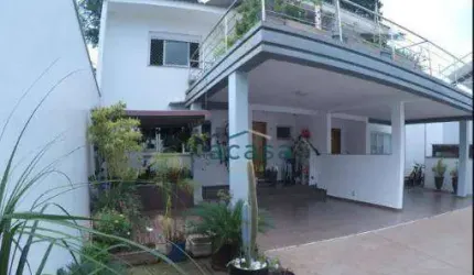 Sobrado com 1 suíte, Demi-suíte, mais um quarto transformado em escritório à venda, 203 m² por R$ 1.350.000 - Country - Cascavel/PR
