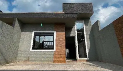 Casa c/ 1 suíte e 2 quartos no Jd. Pq. Verde