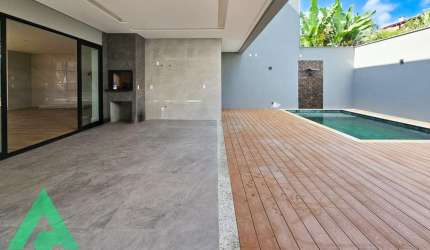 Casa com 3 quartos à venda na Vila Nova, Blumenau , 300 m2 por R$ 2.800.000
