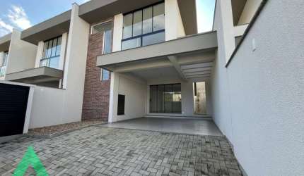 Casa com 3 quartos à venda no Velha, Blumenau , 154 m2 por R$ 750.000