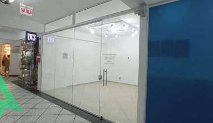 Sala comercial com 1 sala para alugar no Centro, Blumenau , 20 m2 por R$ 2.400