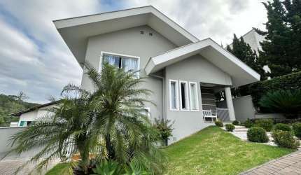 Casa com 3 quartos à venda no Itoupava Central, Blumenau , 214 m2 por R$ 1.700.000