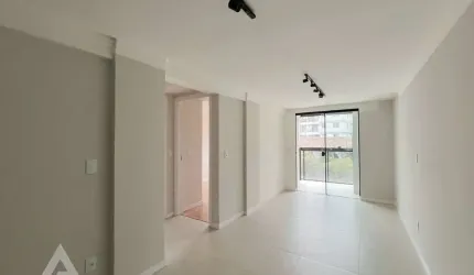Apartamento com 2 quartos para alugar no Velha, Blumenau , 78 m2 por R$ 3.000