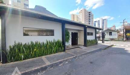 Prédio com 7 salas à venda na Vila Nova, Blumenau , 100 m2 por R$ 1.300.000