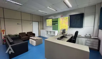 Ponto comercial com 6 salas para alugar no Vorstadt, Blumenau , 160 m2 por R$ 6.500