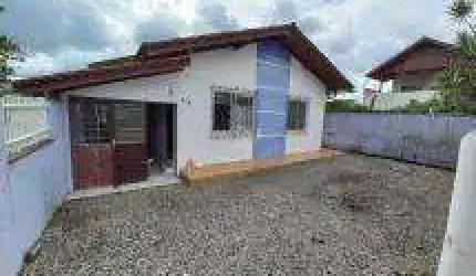 Casa para Venda em Balneário Piçarras, Itacolomi, 5 dormitórios, 3 suítes, 5 banheiros, 5 vagas
