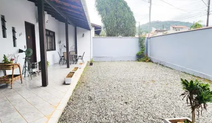 Casa com 3 dormitórios à venda, 227 m² por R$ 700.000,00 - Velha - Blumenau/SC