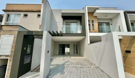 Casa com 3 dormitórios à venda, 145 m² por R$ 780.000,00 - Velha - Blumenau/SC