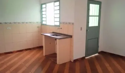 Casa com 1 dormitório para alugar por R$ 850/mês - Chácara Esperia - Piracicaba/SP