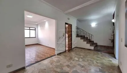 Casa com 3 dormitórios para alugar, 111 m² por R$ 2.500/mês - Centro - Piracicaba/SP
