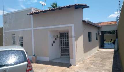 EXCELENTE CASA NA ALAMEDA JULIO MULLER COM AMPLO TERRENO NA LATERAL