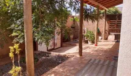 Sobrado Ótima localização no Jardim Primavera