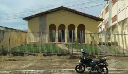 EXCELENTE CASA COMERCIAL E RESIDÊNCIAL A VENDA  NO VERDAO