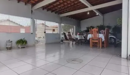 Casa com 2 quartos à venda na Rua 19, ., Residencial Coxipó, Cuiabá, 130 m2 por R$ 320.000
