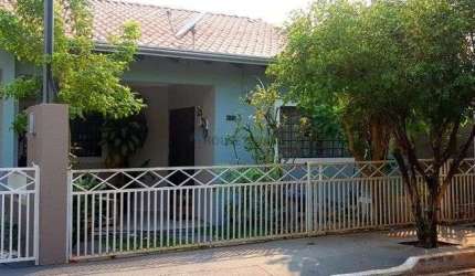 Casa com 2 quartos à venda na Travessa 11 de Agosto, 23, Cristo Rei, Várzea Grande, 90 m2 por R$ 430.000