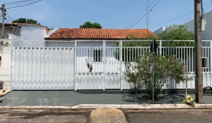 Oportunidade Casa de Condomínio Antártica