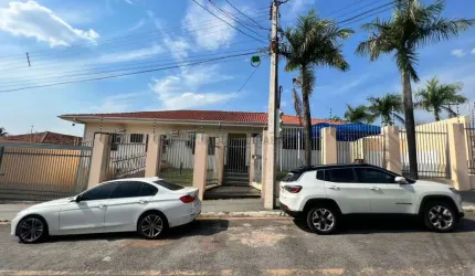 Excelente Casa Comercial Santa Cruz