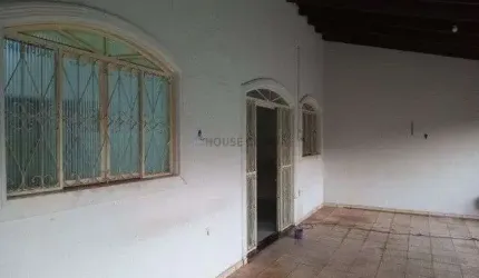 Casa com 3 quartos à venda na Avenida V-2, 23, Nova Esperança, Cuiabá, 190 m2 por R$ 250.000