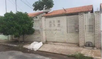 Casa com 2 quartos à venda na Rua Cardeal, 23, Recanto dos Pássaros, Cuiabá, 250 m2 por R$ 270.000