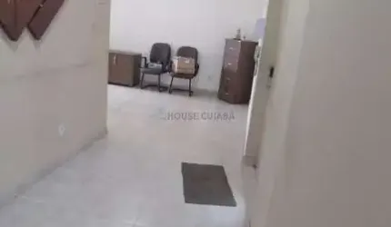 Casa Comercial Bem Localizada no Jardim Cuiabá