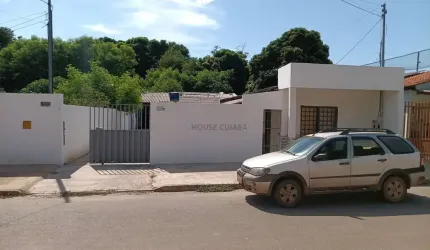 Casa com dois terrenos juntos no bairro da manga na cidade de Várzea Grande MT