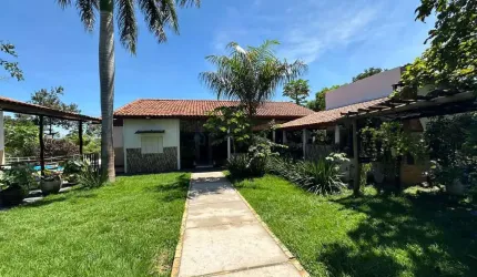 sítio com 24 hectares localizado na cidade de Acorizal-MT