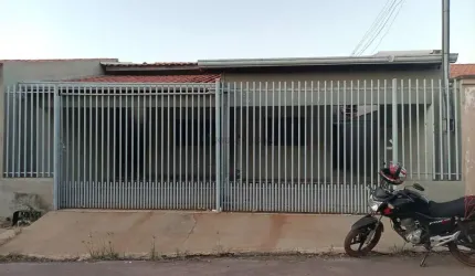 Casa no bairro recanto dos pássaros na cidade de Cuiabá MT próximo da Av. Viola
