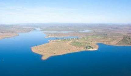 TERRENO NA BEIRA DO LAGO DO MANSO
