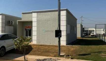 VENDO CASA NO RESIDENCIAL ATHENAS