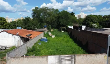 terreno com excelente localização todo murado e escritura