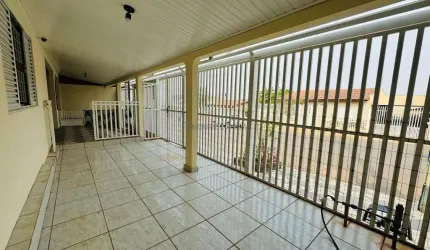 Casa no CPA 1 próximo à escola Tiradentes