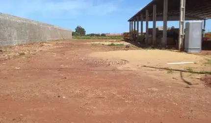 Dois terrenos um de fundos para o outro com excelente localização logística na c