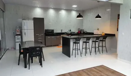 Venda - casa Residencial Flor de Liz