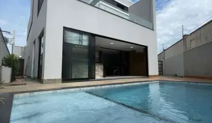 Belíssima e Sofisticada Casa no Primor das Torres