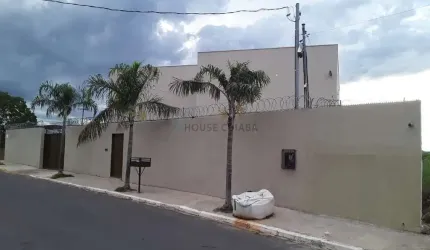 Vendo Barracão Comercial no Bairro Dom Aquino
