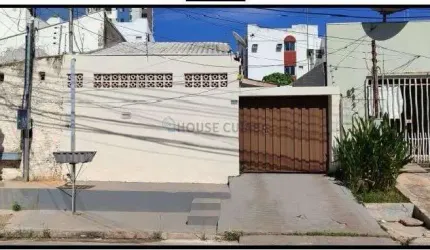 casa com excelente localização no Bairro Quilombo, na cidade de Cuiabá