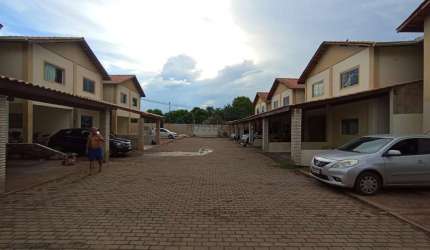 Sobradinho no condomínio fechado no bairro Osmar Cabral na cidade de Cuiabá