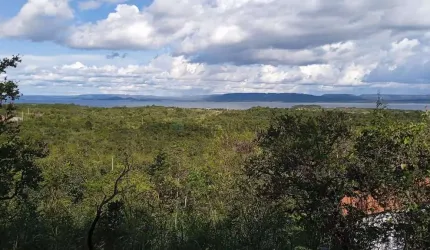 Terreno no Condomínio Pontal Náutico Do Manso.